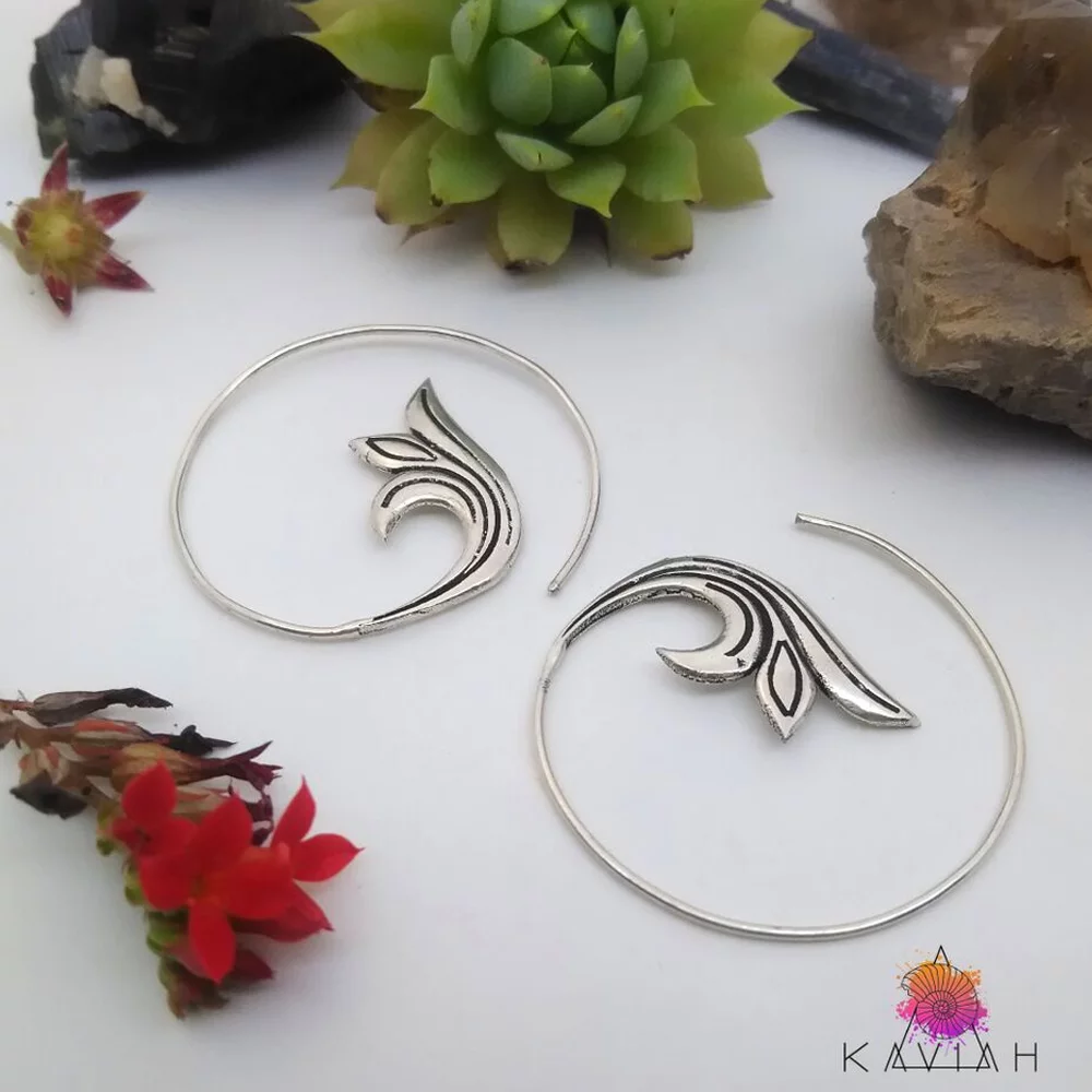 Brinco Espiral Flor de Lótus folheado a Prata