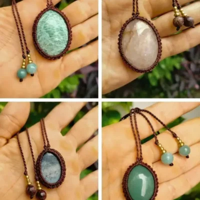 Colar de Macramê com Pedras Naturais