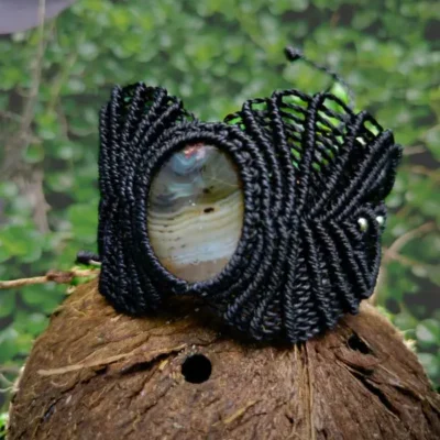 Bracelete de Macramê Preto com Ágata
