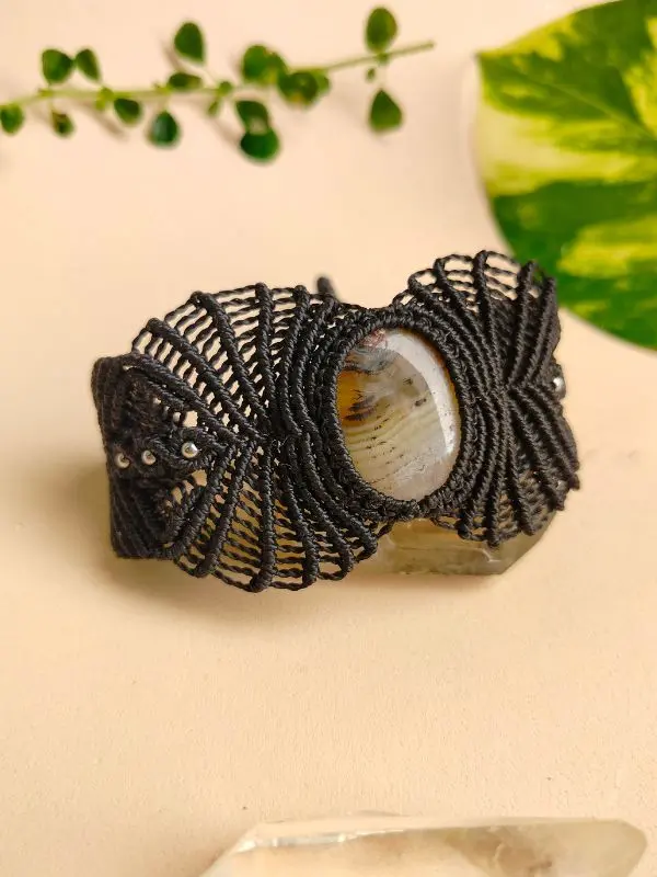 Bracelete de Macramê Preto com Ágata - Imagem 4