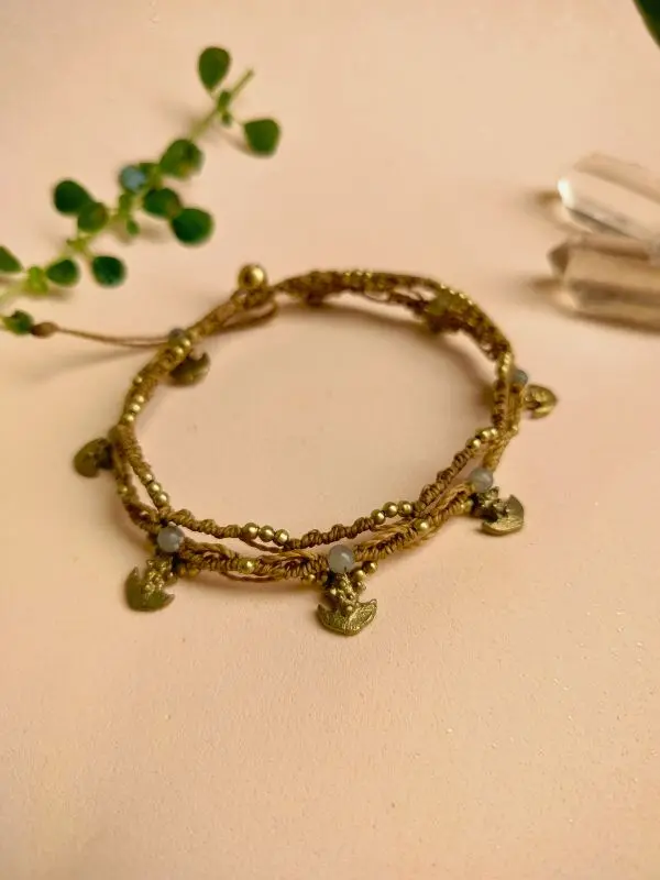 Tornozeleira Dupla de Macramê com Pedra Natural - Imagem 3